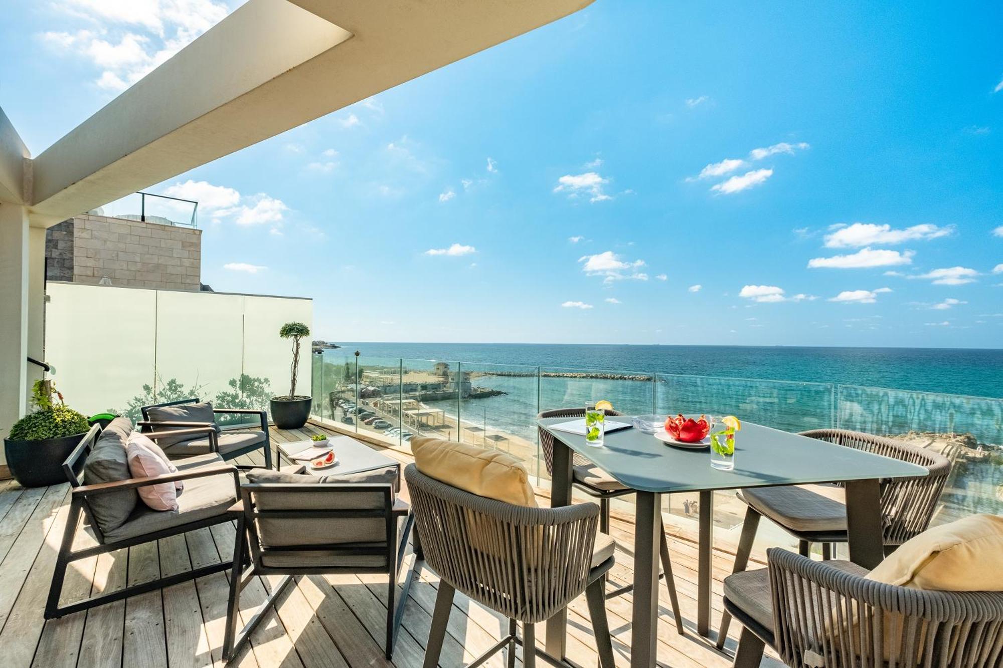 Penthouse 3Br + Roof Top + Parking - On The Beach Haifa Exterior foto