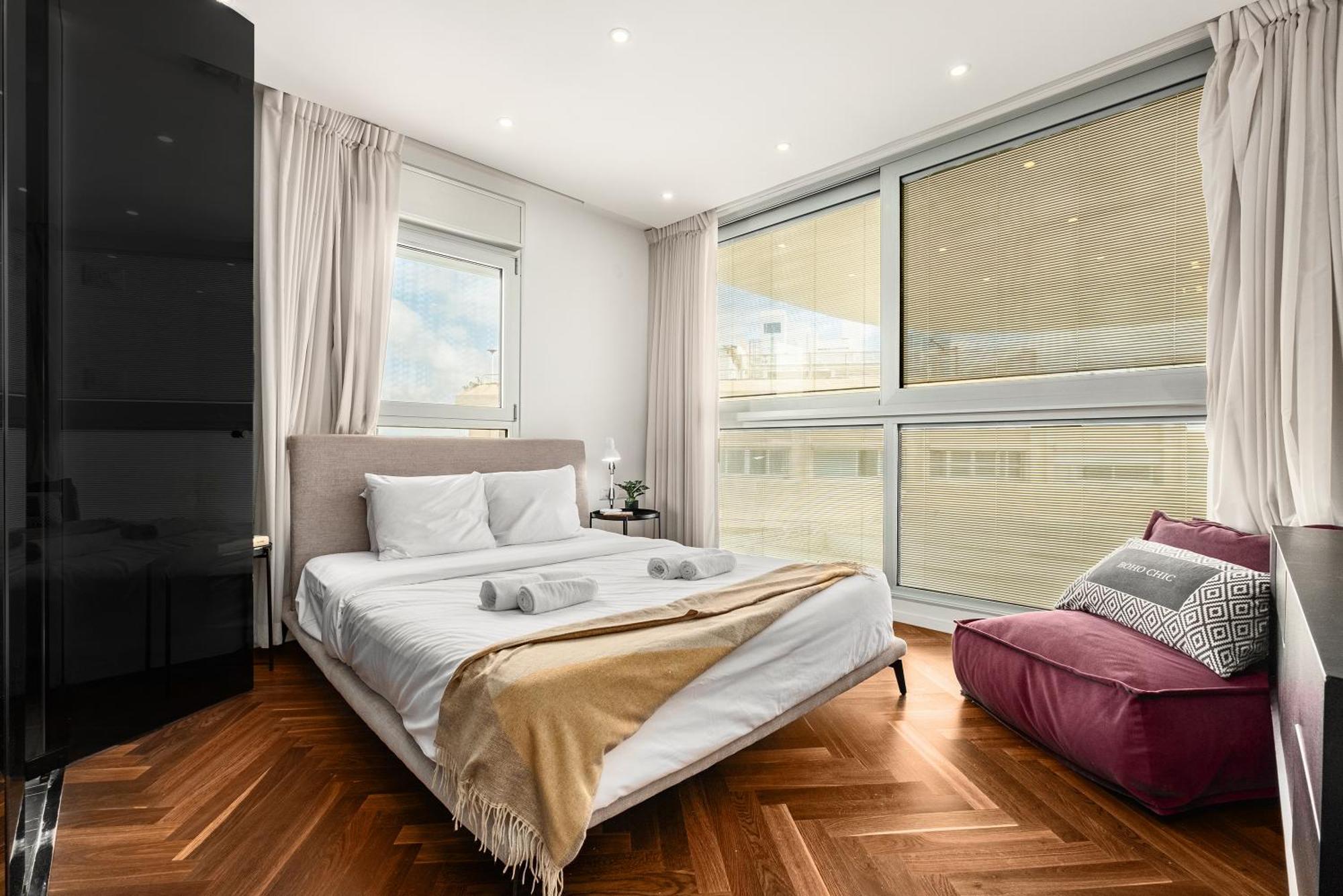 Penthouse 3Br + Roof Top + Parking - On The Beach Haifa Exterior foto