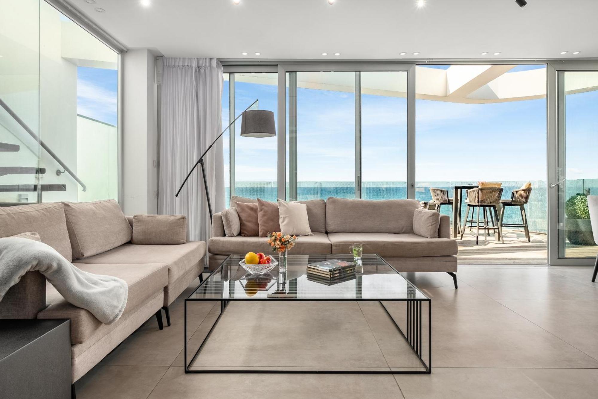 Penthouse 3Br + Roof Top + Parking - On The Beach Haifa Exterior foto