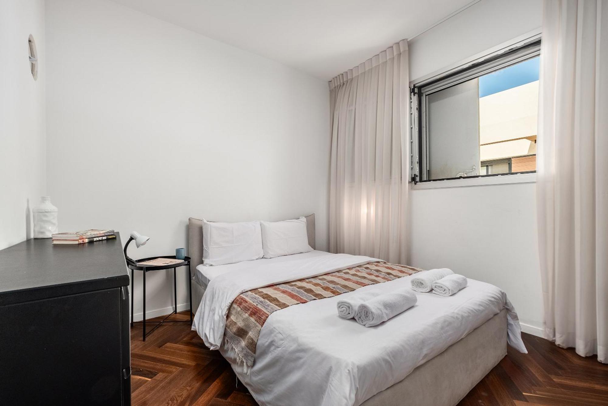 Penthouse 3Br + Roof Top + Parking - On The Beach Haifa Exterior foto